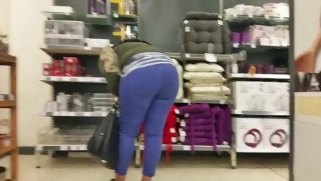 Fat booty ethiopian milf.