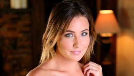 Medium size tits porn with shaggy Nora Wolf from Digital Sin