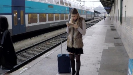 Travelling Russian teen Selvaggia eats cum